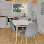 2 Bedroom In Vaeggerlose *